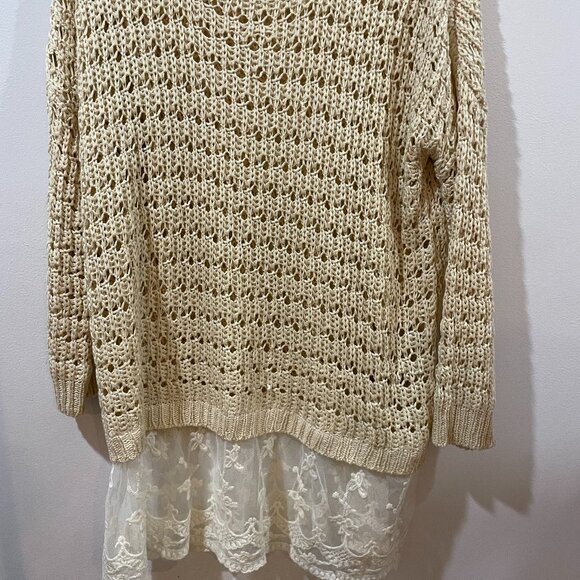 Umgee Sweater Open Knit Lace Trim Oversized Size Small - Picture 1 of 3